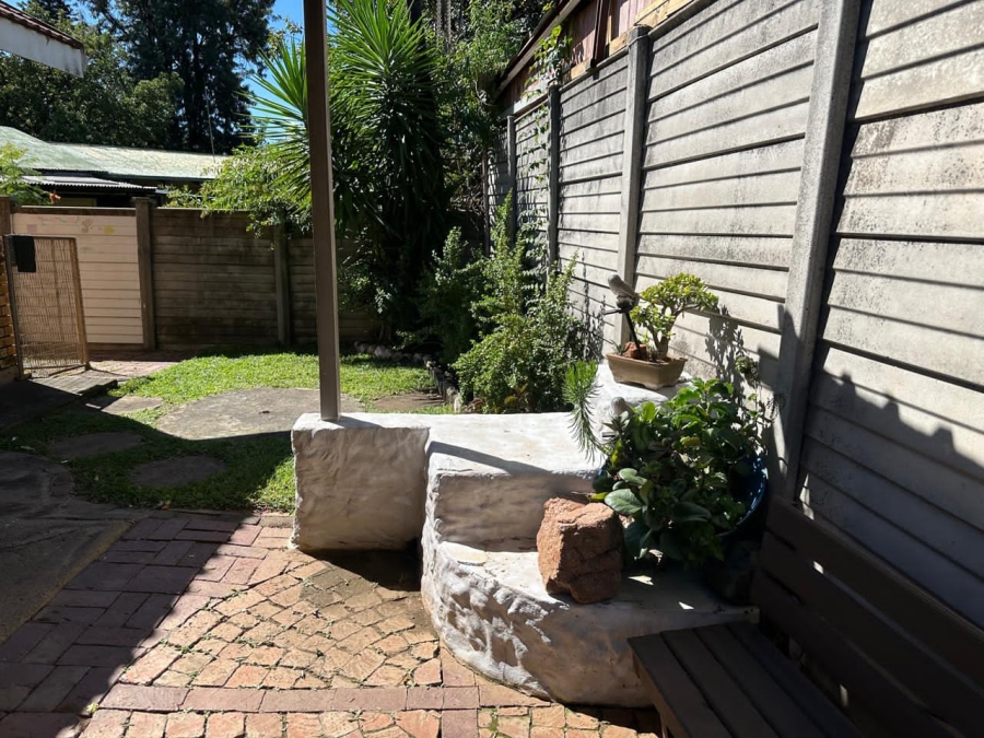 2 Bedroom Property for Sale in Oos Einde North West